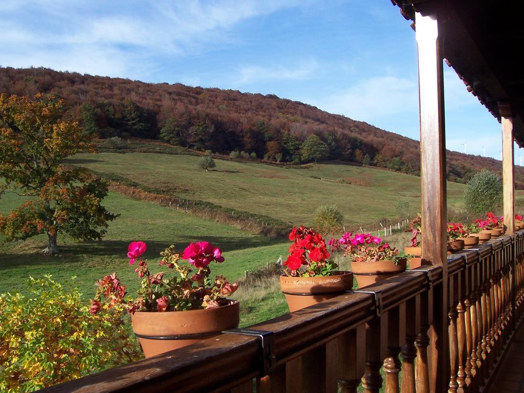 Casa Rural La Toba I Y II Bezana Δωμάτιο φωτογραφία